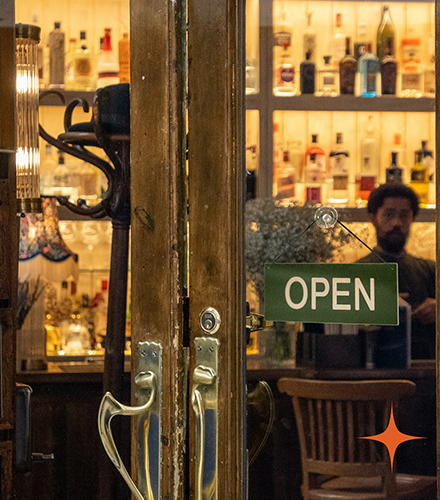 Photo de l'entrée du bar à gin Gincoq